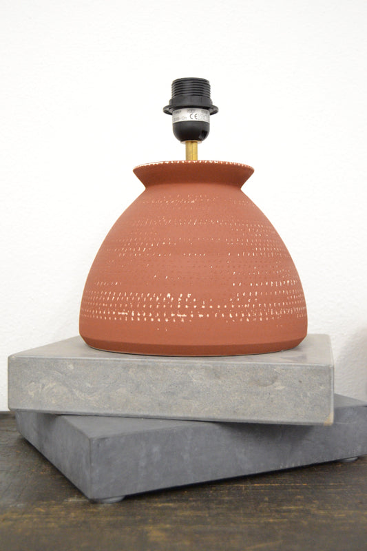 CANDEEIRO DE MESA TERRACOTA